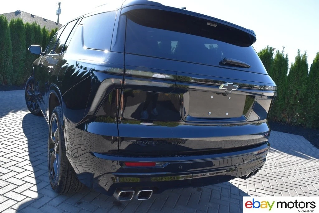 2025 Chevrolet Traverse - Image 6 of 21