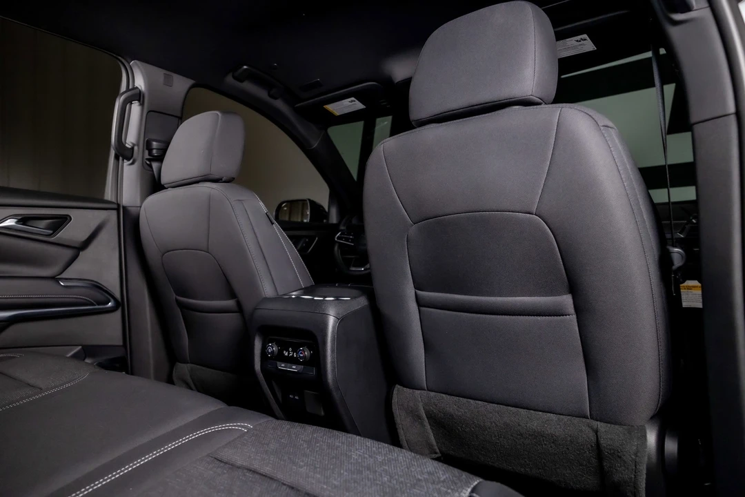 2025 Chevrolet Traverse - Image 20 of 21