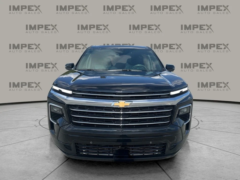 2025 Chevrolet Traverse - Image 8 of 12