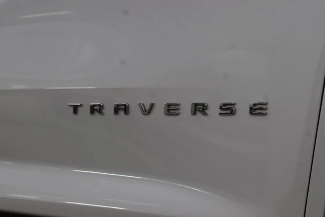 2025 Chevrolet Traverse - Image 16 of 21