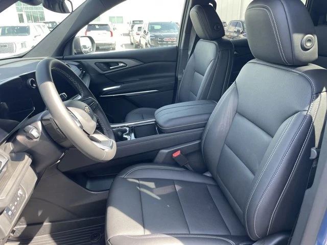 2025 Chevrolet Traverse - Image 4 of 7