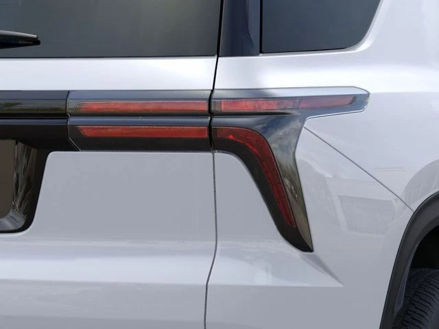 2025 Chevrolet Traverse - Image 11 of 21