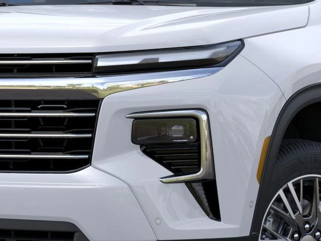 2025 Chevrolet Traverse - Image 10 of 21