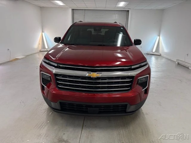 2025 Chevrolet Traverse - Image 2 of 12