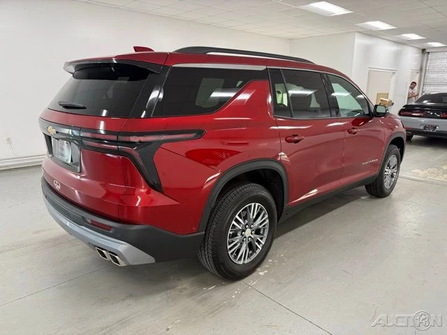 2025 Chevrolet Traverse - Image 6 of 12