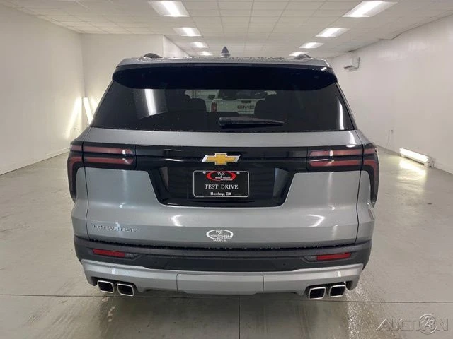 2025 Chevrolet Traverse - Image 7 of 12