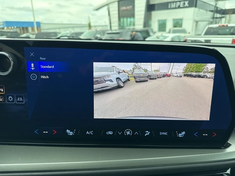 2025 Chevrolet Traverse - Image 21 of 21