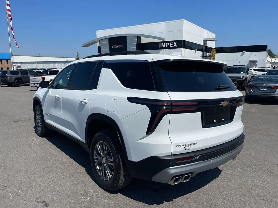 2025 Chevrolet Traverse - Image 3 of 12
