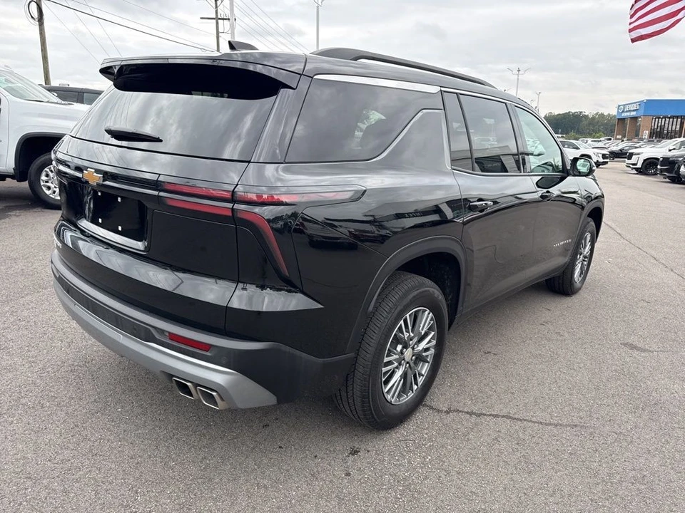 2025 Chevrolet Traverse - Image 5 of 21