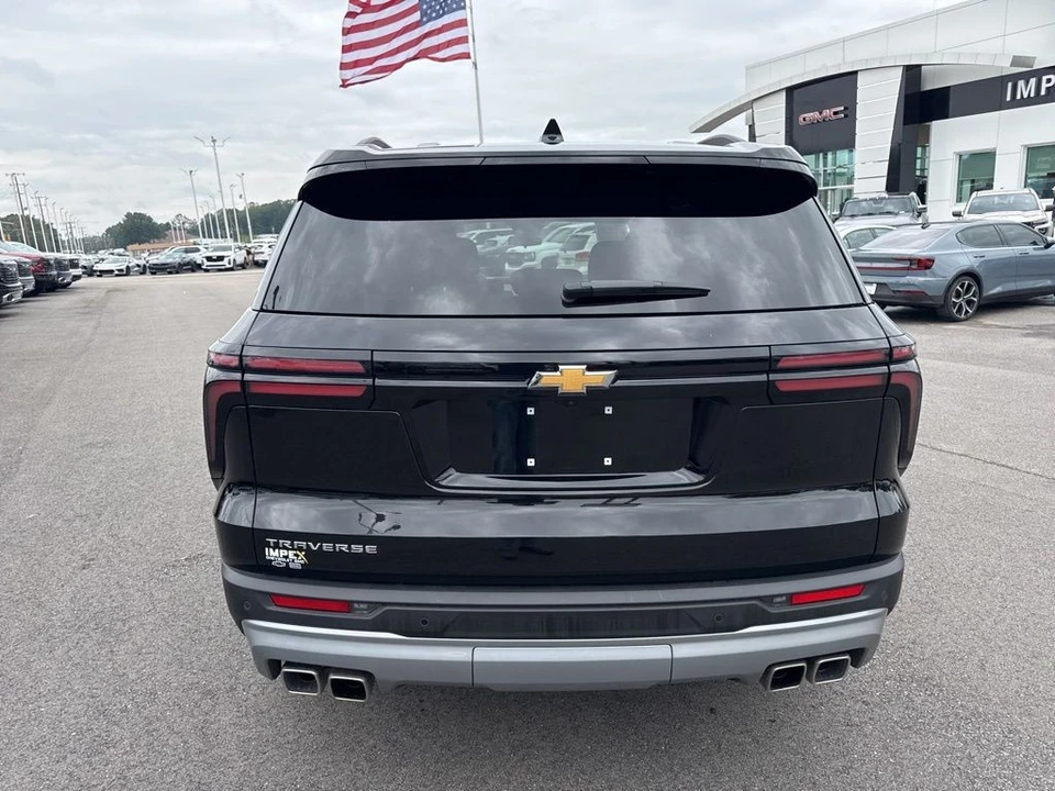 2025 Chevrolet Traverse - Image 4 of 21