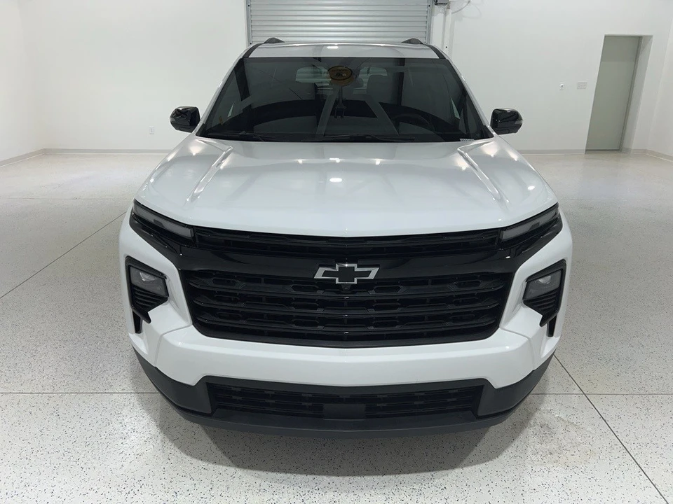 2025 Chevrolet Traverse - Image 8 of 12