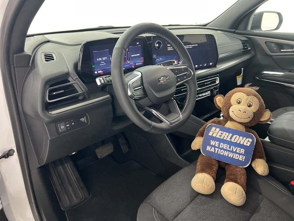 2025 Chevrolet Traverse - Image 9 of 12