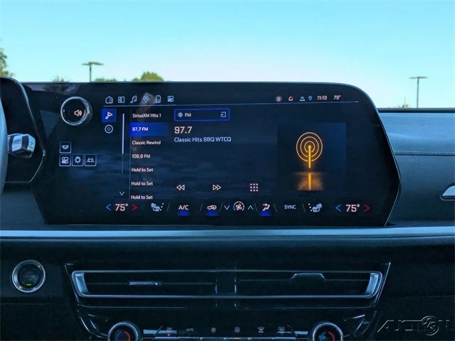 2025 Chevrolet Traverse - Image 20 of 21