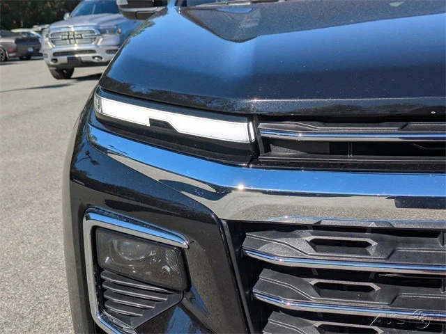 2025 Chevrolet Traverse - Image 10 of 12