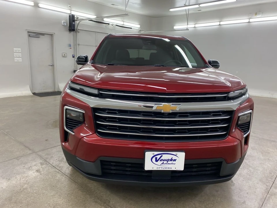 2025 Chevrolet Traverse - Image 3 of 12