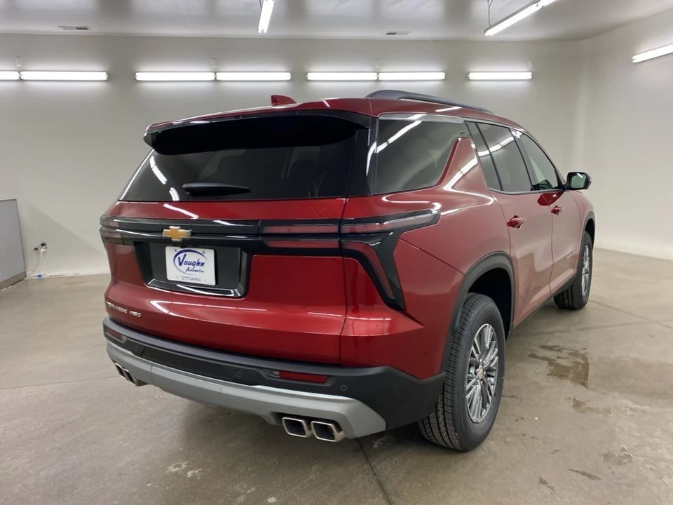 2025 Chevrolet Traverse - Image 11 of 12