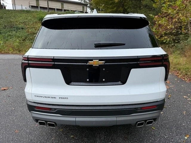 2025 Chevrolet Traverse - Image 7 of 12