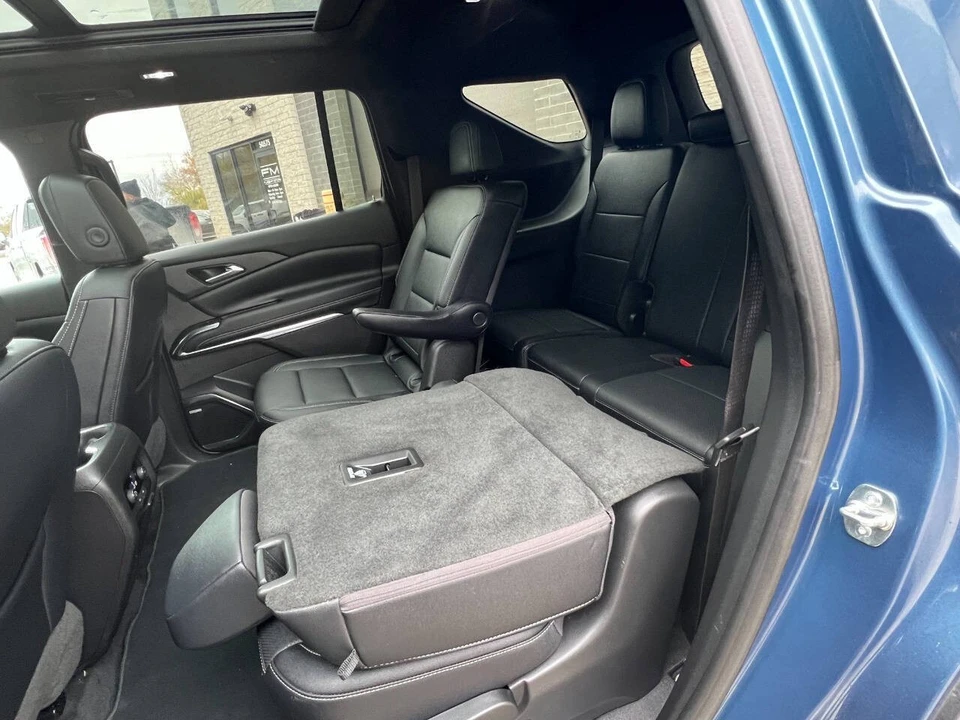 2025 Chevrolet Traverse - Image 20 of 21