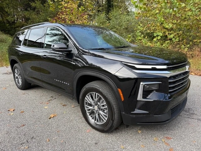 2025 Chevrolet Traverse - Image 4 of 12