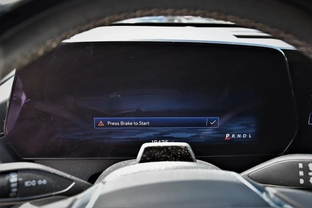 2025 Chevrolet Traverse - Image 9 of 21