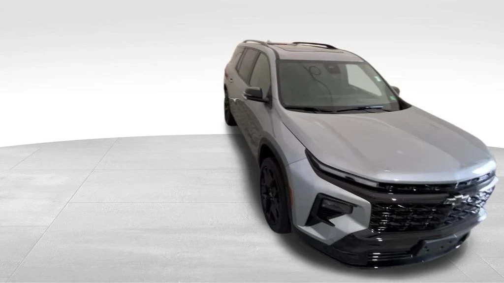 2025 Chevrolet Traverse - Image 11 of 12