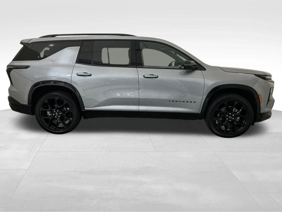 2025 Chevrolet Traverse - Image 7 of 12