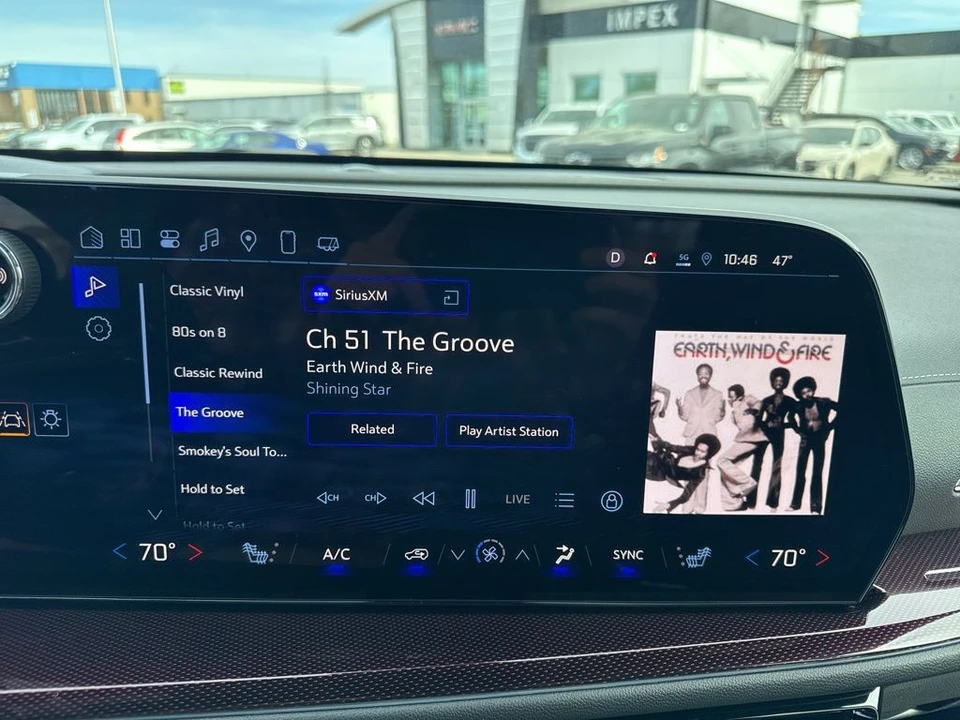 2025 Chevrolet Traverse - Image 19 of 21