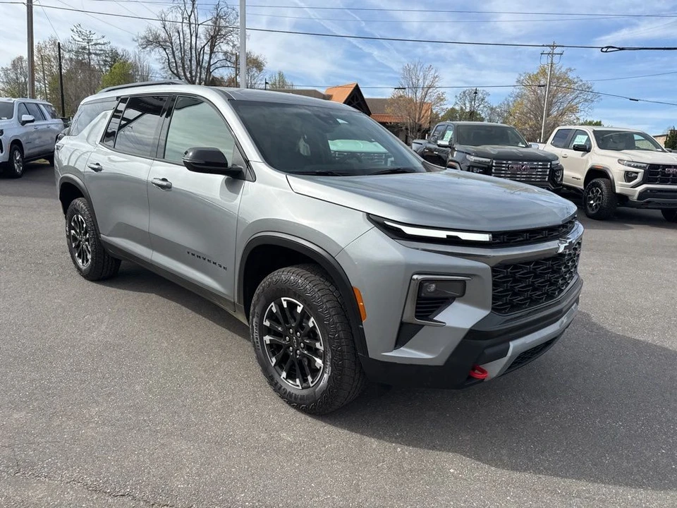 2025 Chevrolet Traverse - Image 7 of 21