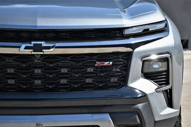 2025 Chevrolet Traverse - Image 8 of 21