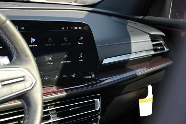2025 Chevrolet Traverse - Image 13 of 21