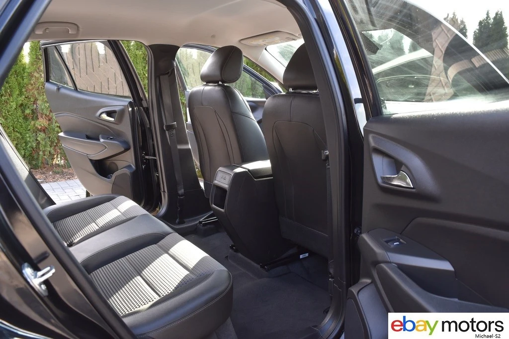 2025 Chevrolet Trax - Image 18 of 21