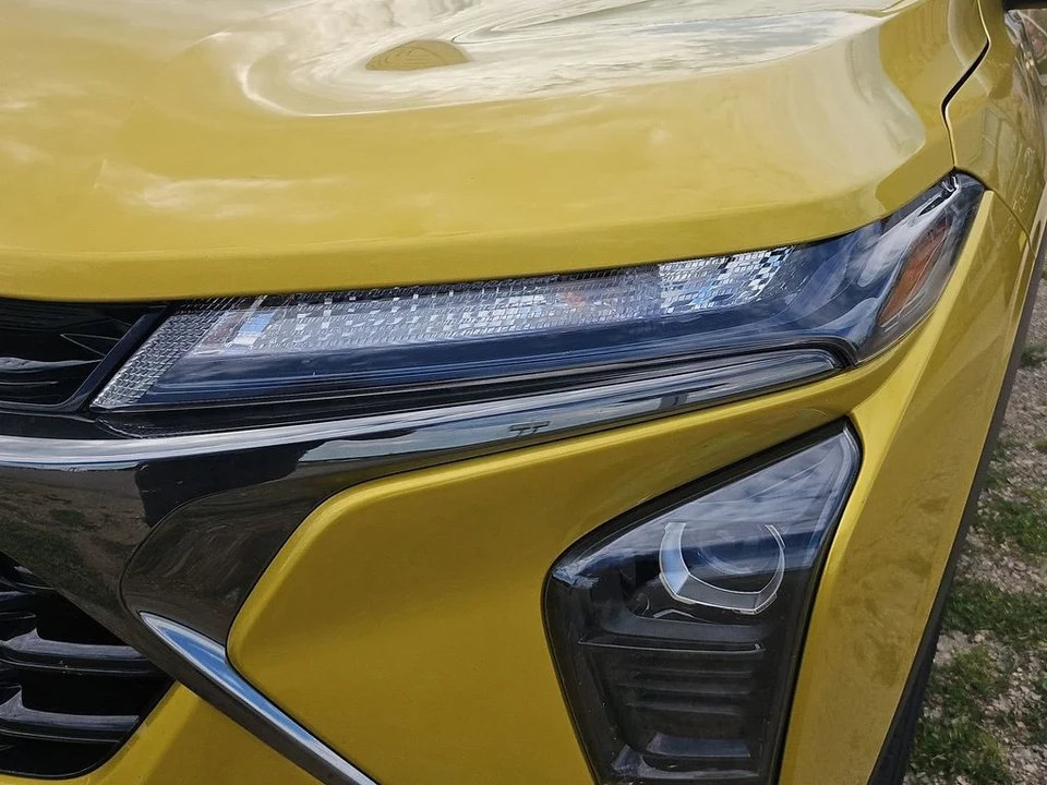 2025 Chevrolet Trax - Image 18 of 21