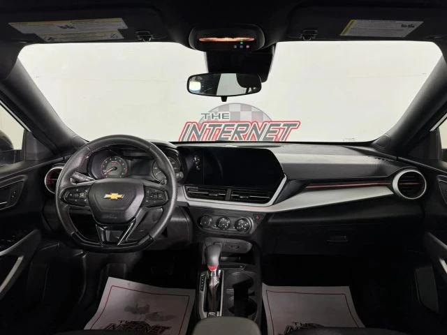 2025 Chevrolet Trax - Image 11 of 21