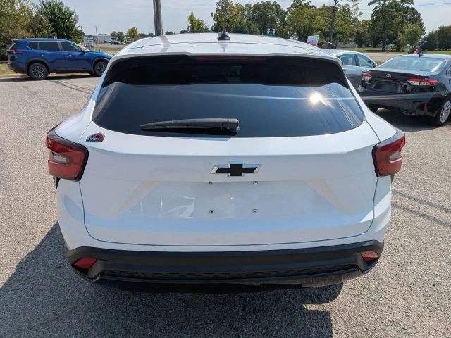 2025 Chevrolet Trax - Image 7 of 21