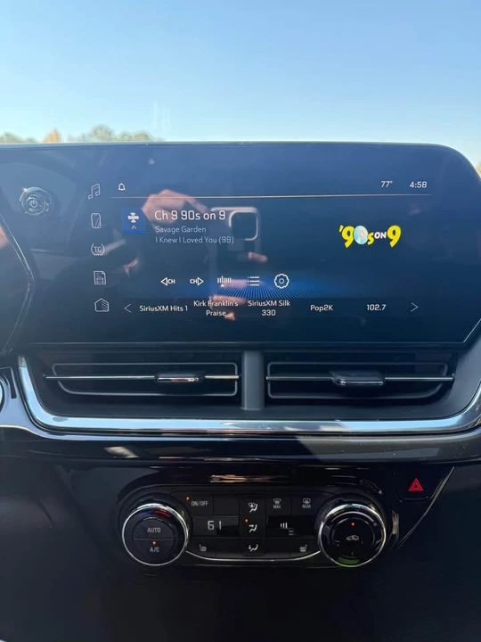2025 Chevrolet Trax - Image 16 of 20
