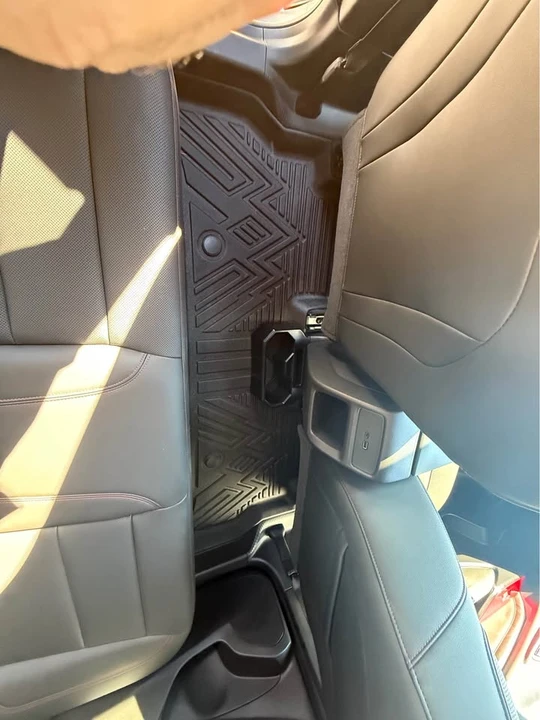 2025 Chevrolet Trax - Image 11 of 20