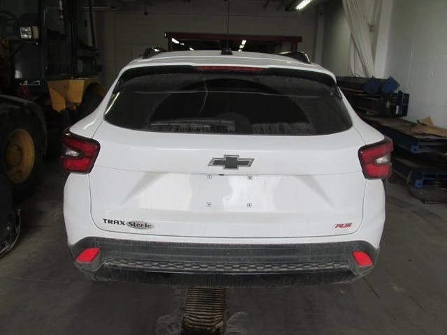 2025 Chevrolet Trax - Image 2 of 5