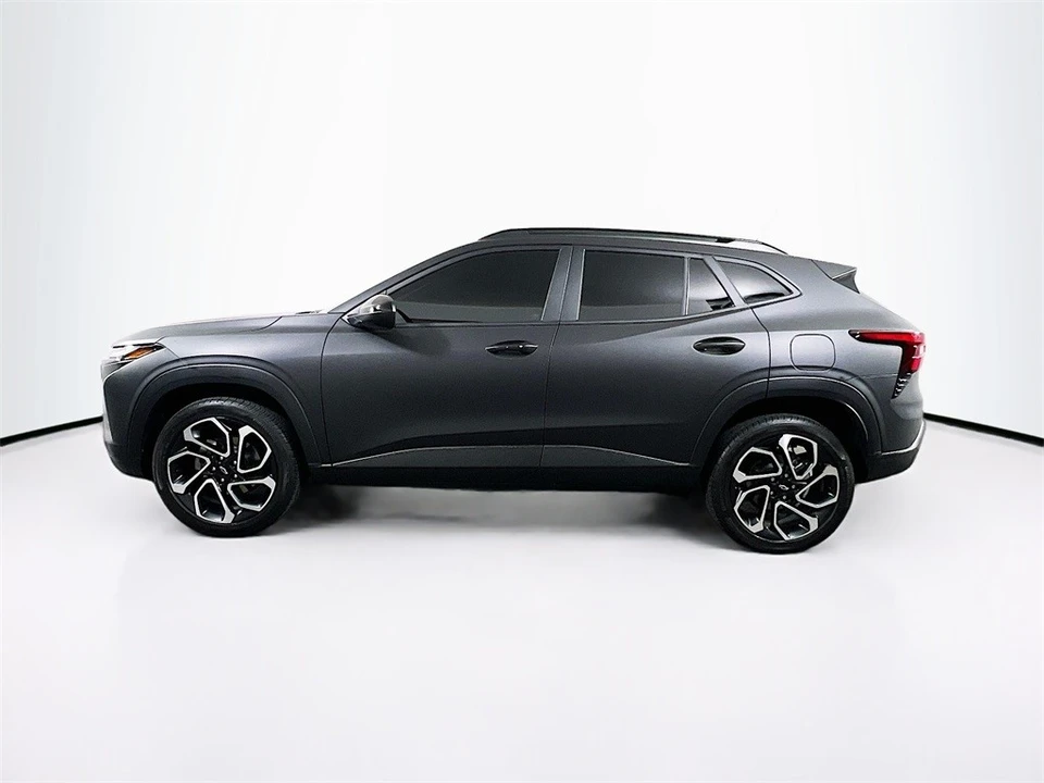 2025 Chevrolet Trax - Image 4 of 12