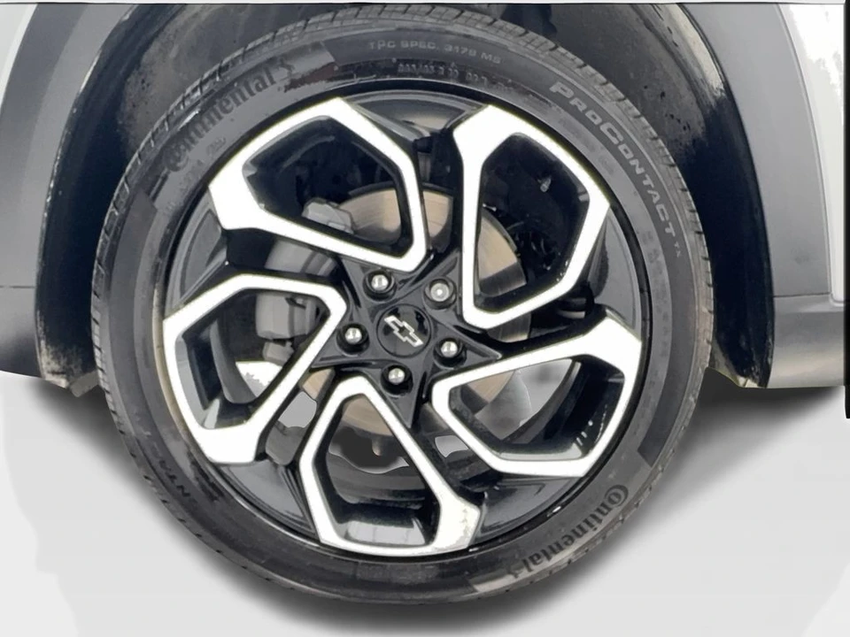 2025 Chevrolet Trax - Image 13 of 21