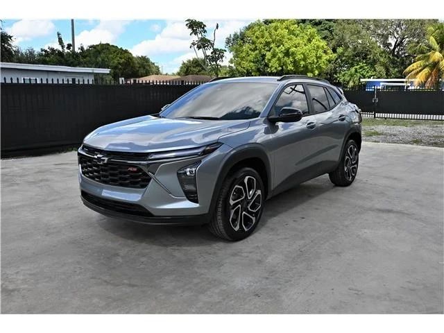 2025 Chevrolet Trax - Image 3 of 21
