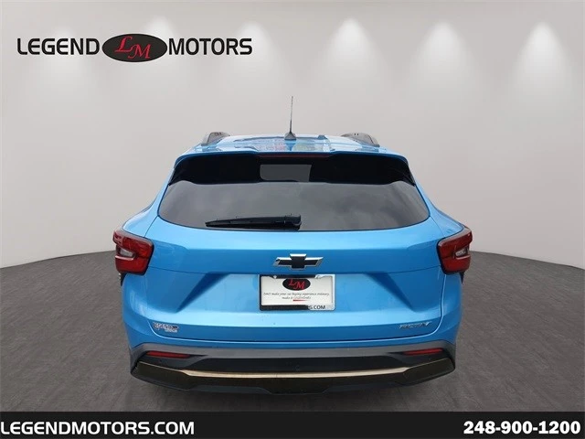 2025 Chevrolet Trax - Image 7 of 21