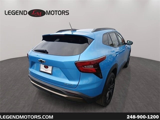 2025 Chevrolet Trax - Image 8 of 21