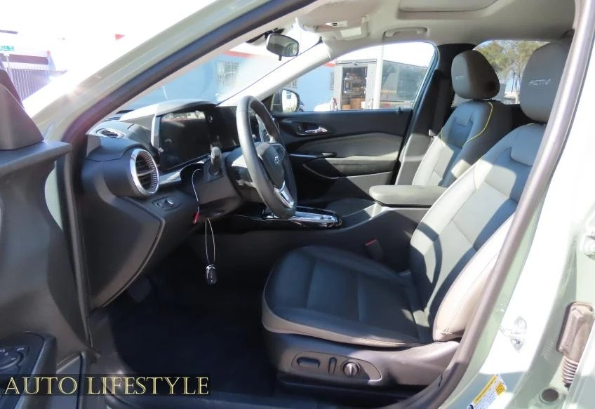 2025 Chevrolet Trax - Image 21 of 21