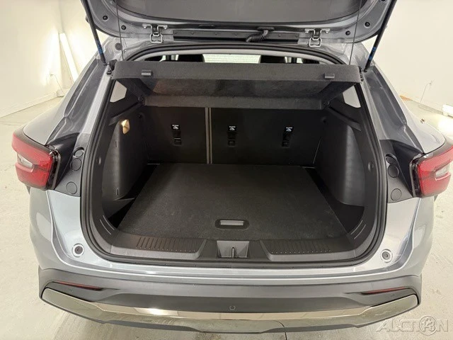 2025 Chevrolet Trax - Image 7 of 12
