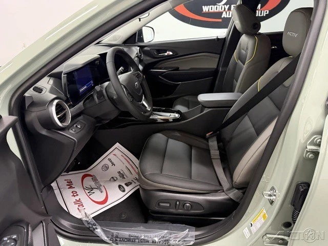 2025 Chevrolet Trax - Image 8 of 12