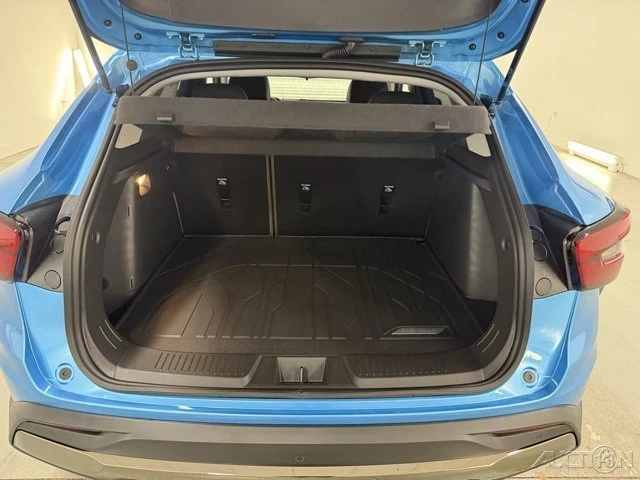 2025 Chevrolet Trax - Image 7 of 12