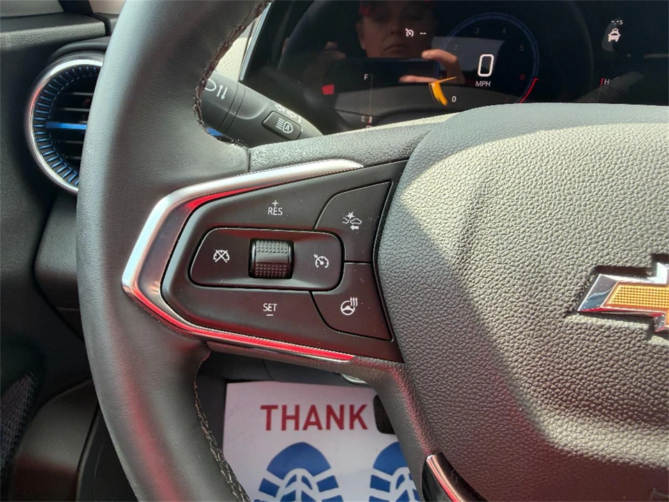2025 Chevrolet Trax - Image 31 of 31