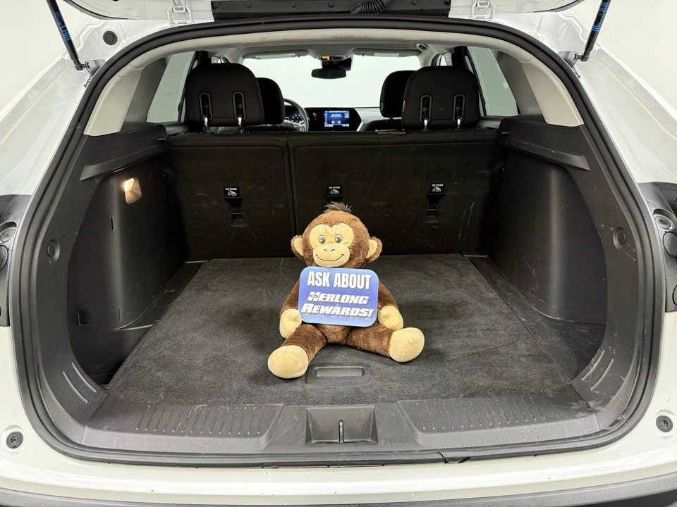 2025 Chevrolet Trax - Image 11 of 12