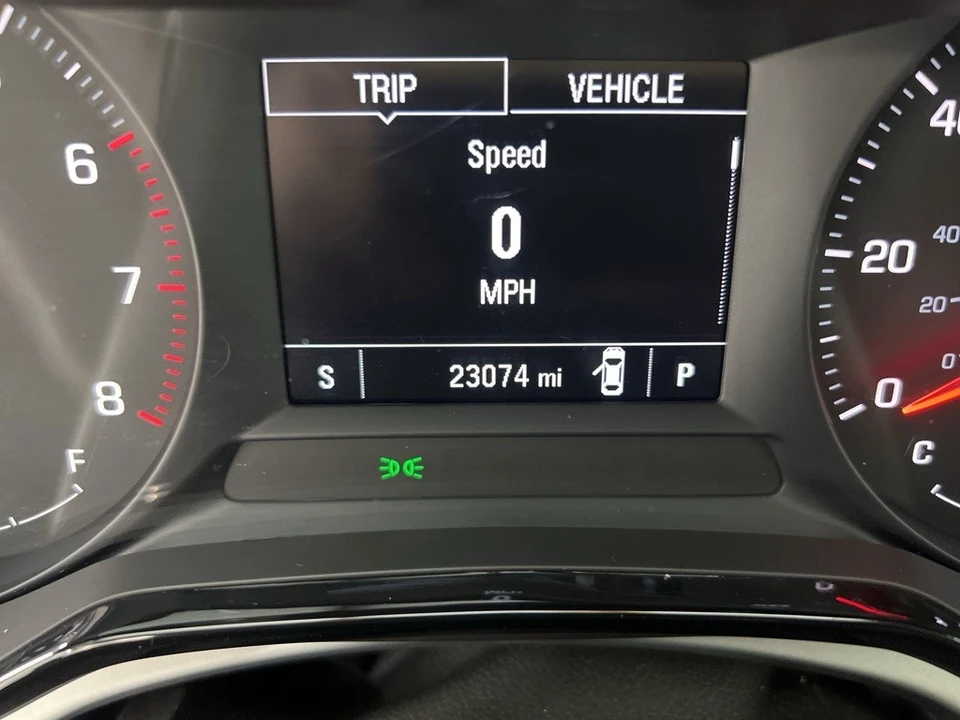 2025 Chevrolet Trax - Image 11 of 12