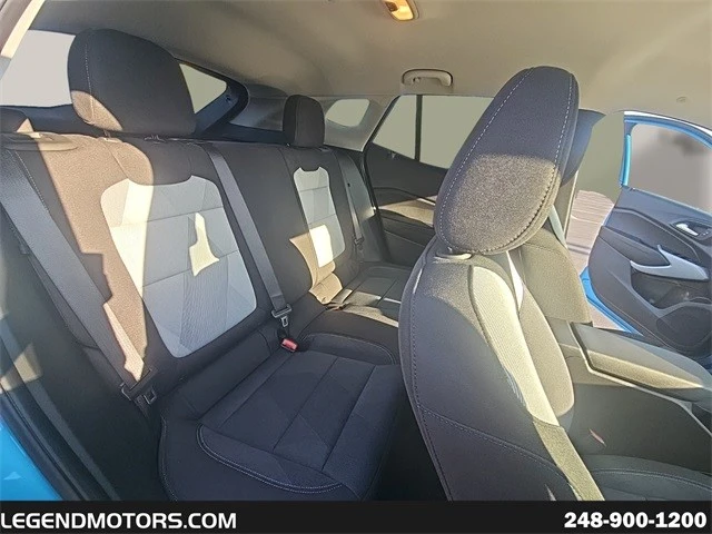 2025 Chevrolet Trax - Image 19 of 21